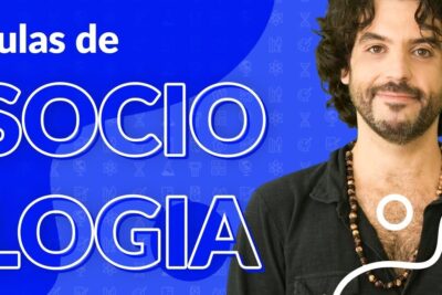 Smiling male instructor beside large 'SOCIOLOGIA' text on a blue graphic banner promoting conhecimento humano