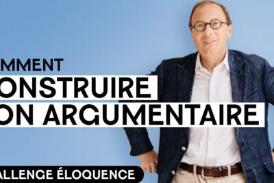 Person in a blazer and glasses standing beside bold typographic headline including the words construire argumentaire on a pale blue background