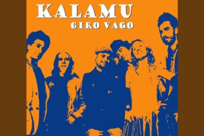 Stylized orange and blue pop-art portrait of a band conveying cultura popolare