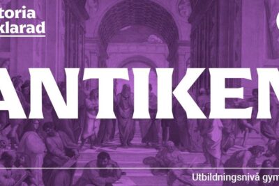 Purple-tinted Antiken banner featuring a classical philosophers scene and text referencing demokrati grekland