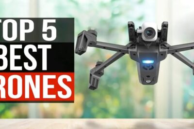 Camera-equipped quadcopter hovering beside a 'Top 5 Best Drones' banner highlighting droni personali.