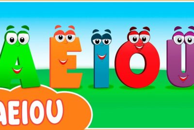 Playful cartoon AEIOU vowel letters with smiling faces for educacao infantil