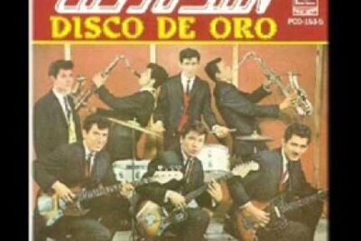 Vintage band portrait with guitars, saxophones and drums on an album cover labeled el cafe 1.
