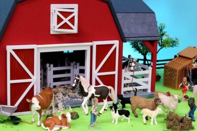 Red miniature fa barn 2 playset with horses, cows, sheep and figurines