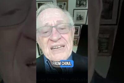 Close-up of an elderly man wearing glasses in a vertical video with a visible text overlay, favor inmigracion 1.