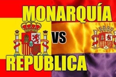 Split Spanish flags with royal coat of arms and republican tricolor reading favor monarquia 1