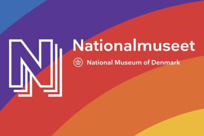 Nationalmuseet logo over curved rainbow bands suggesting conversation about imod homoseksualitet