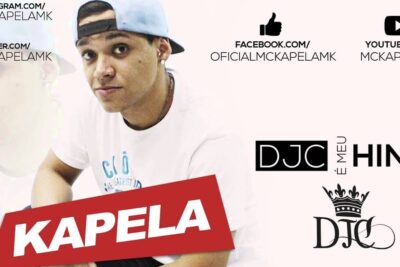 Young man in a backward cap beside a bold red KAPELA banner and DJC logos, jogo azar 1
