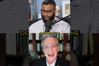 Split-screen podcast interview image showing two speakers and bookshelves discussing jumalan olemassaolosta 1