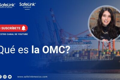 Spanish promotional graphic asking what la omc 1 is, showing a container ship, port cranes, SafeLink branding and a presenter.
