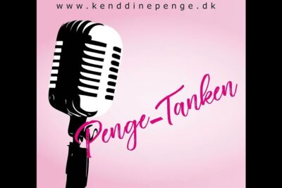 Retro microphone on pink background with 'Penge-Tanken' script for penge ogsa