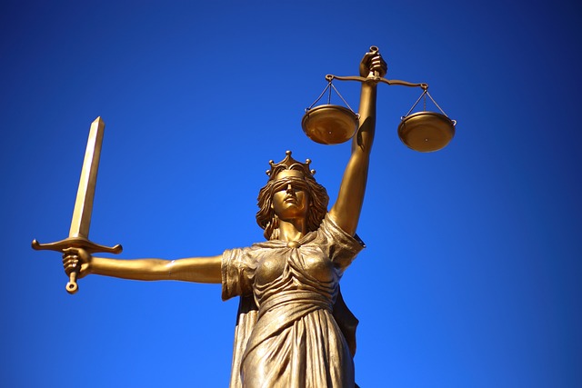 Argumente für und gegen jury -prozess