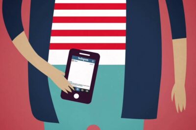 Flat vector of a person holding a smartphone displaying an Instagram-style feed for redes sociales 24.